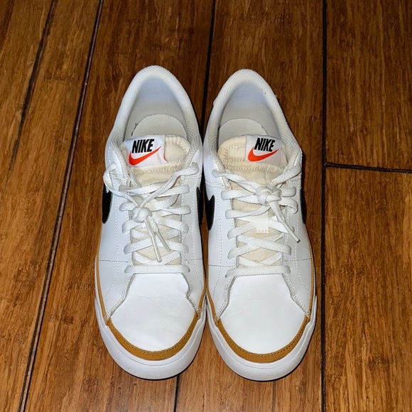 Nike Shoes - Nike White and Brown Unisex Sneakers
US Size 7